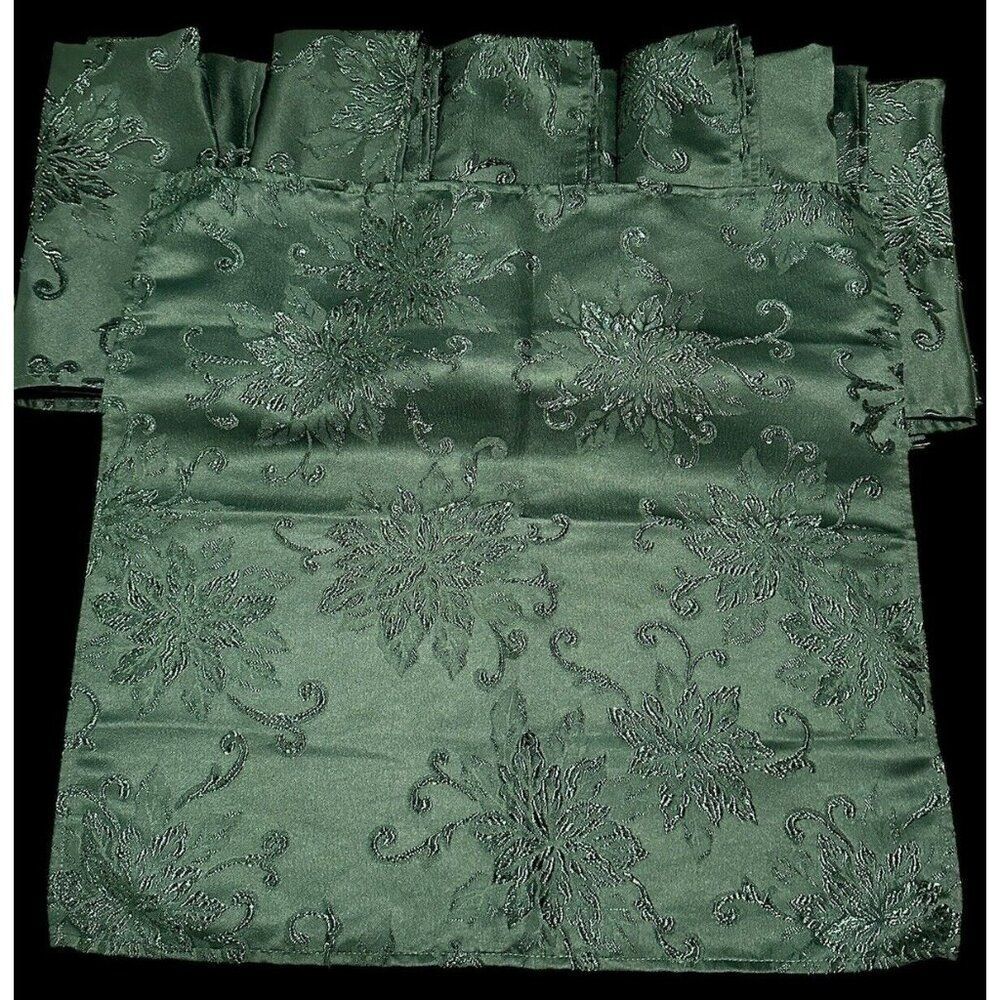 7 Cloth Dinner Party Napkins Green Poinsettia Holiday Damask Christmas 19”